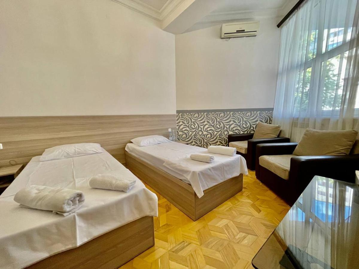 Olive Hotel Erevan Exterior foto