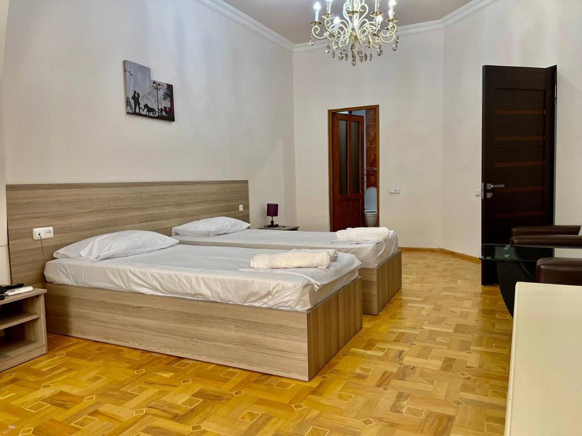 Olive Hotel Erevan Exterior foto